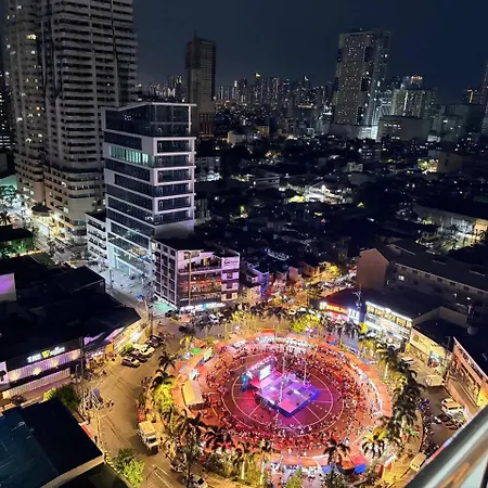 Malate Bayview Mansion City View And Seaview