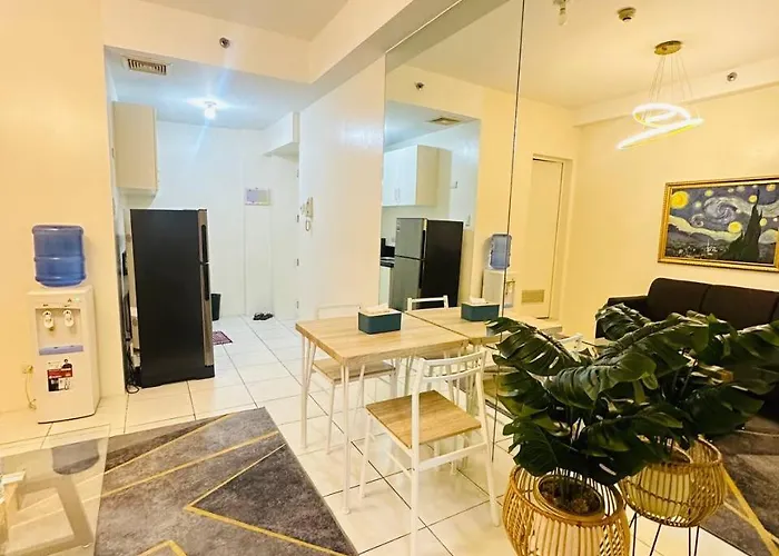 Malate Bayview Mansion View And Seaview