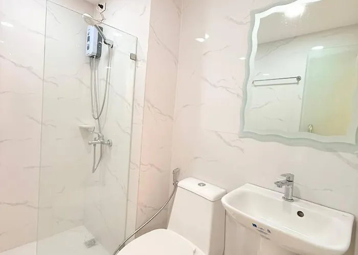 Malate Bayview Mansion View And Seaview 3*