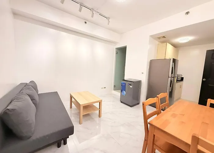 Malate Bayview Mansion View And Seaview アパートホテル 3*