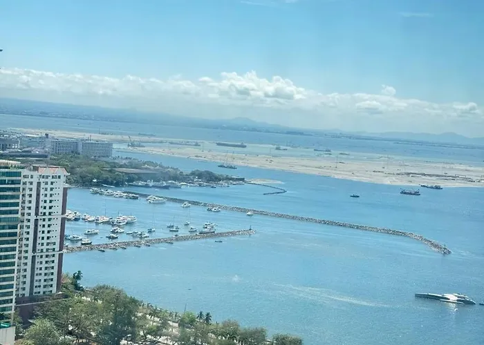 Malate Bayview Mansion View And Seaview アパートホテル 3*