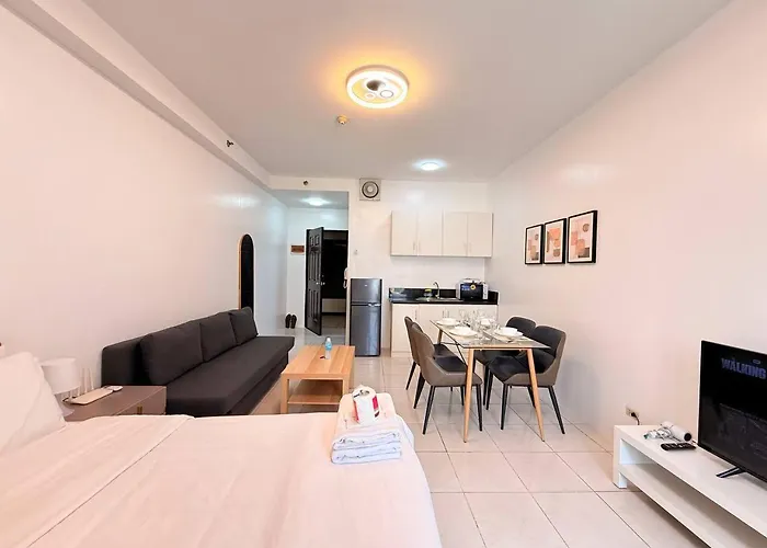 Malate Bayview Mansion View And Seaview アパートホテル 3*